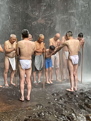 清滝での水行