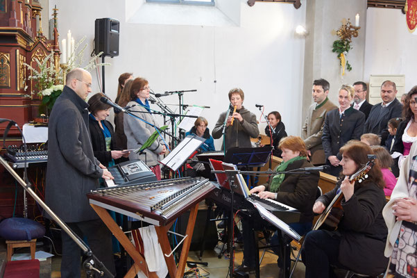 Erstkommunion 2016 Eggstätt  (Foto G.Winkler)