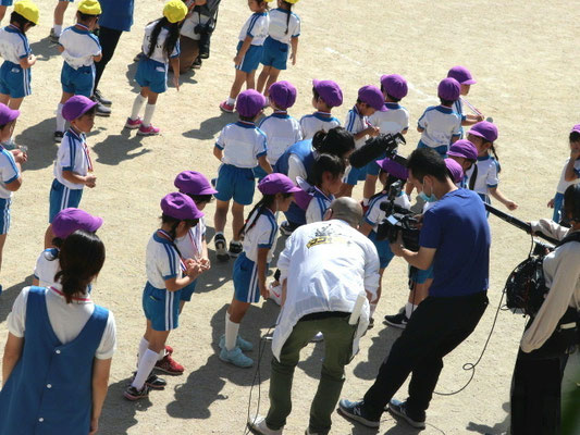 運動会にテレビ局が撮影に入って際の様子１