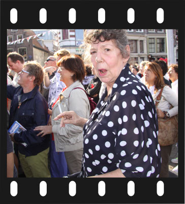 HG200988