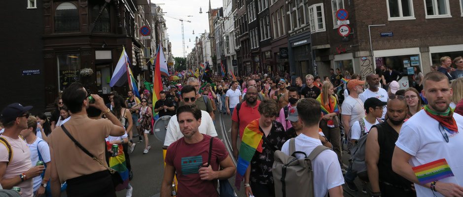 Pride Walk 2021 Amsterdam 00124