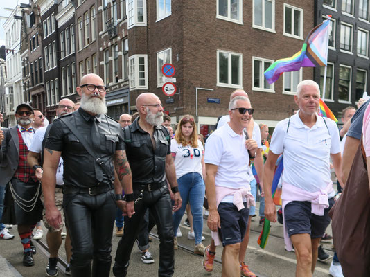 Pride Walk 2021 Amsterdam 00132