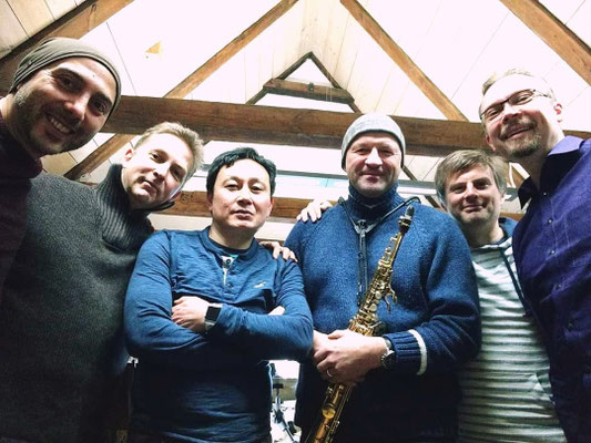 The Yellow Jackets Project 