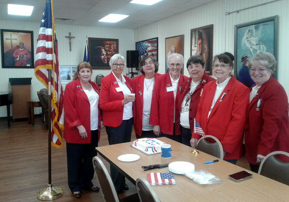 Left to right: Bethany Hoover, Judith Wiers, Nancy Starr, Wenda Fore, Patricia Galloway, Yvonne Chivis and Norma Overton