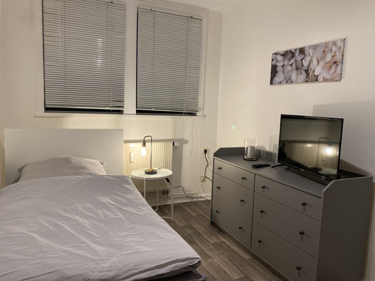 Schlafzimmer mit 100cm Einzelbett