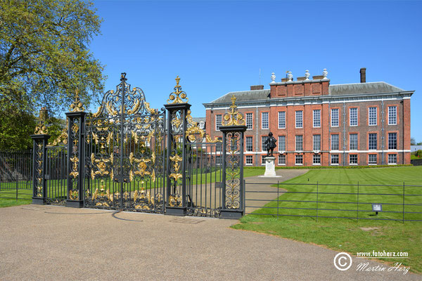 England / Great Britain / London / Der Kensington Palace ist ein Gebäude, das von Mitgliedern der britischen Königsfamilie genutzt wird. Der Palast liegt an den Kensington Gardens im Royal Borough of Kensington and Chelsea in London.