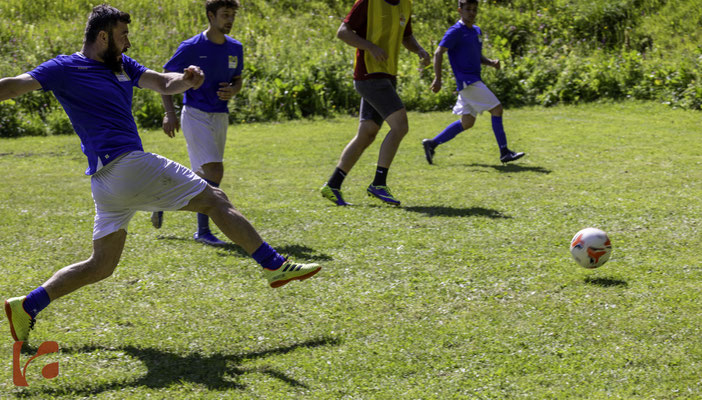 Waldmännli-Fest 2023 — 2. Halbfinale: Legenden forever – FC Helg+Kaufmann (4:1)