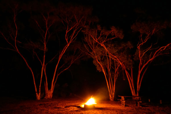 Lagerfeuer am Campground