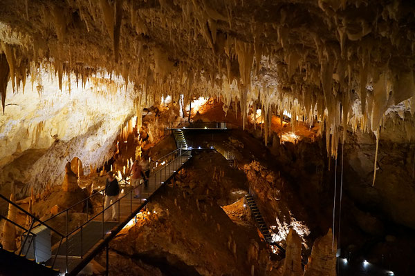 Jewel Cave