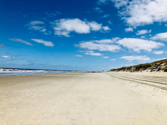 Endlos lange Strände zum Erholen von den Norderney Events 2020 im Strandloft Norderney © Ferienwohnungen Norderney Ferienhaus