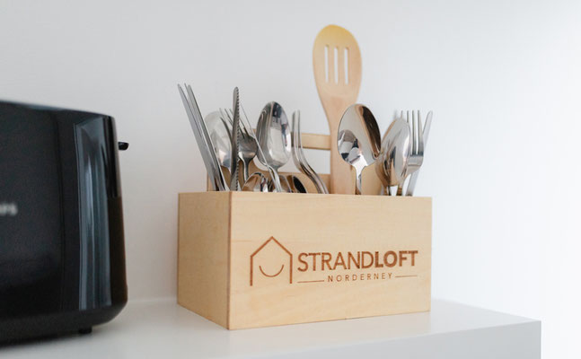 Detailaufnahme Besteckkasten Strandloft Norderney Studio 4 © Strandloft VIER Norderney - Ferienwohnungen auf Norderney