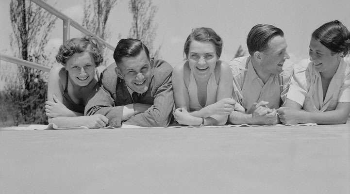 Trügerische Idylle im Schwimmbad, Sommer 1939 (Bestand Otto Weihl)