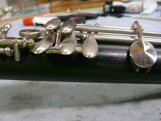 Noblet Alto Clarinet キー修理 - 管楽器修理工房 Happysound Noblet Alto Clarinet キー修理 - 管楽器修理工房 Happysound