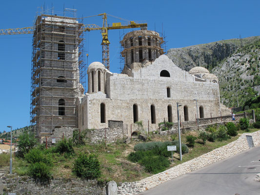 Mostar. Neubau der orthodoxen Kirche der hl. Dreifaltigkeit