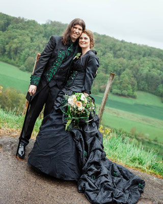 Extravagante Gothic Brautmode, feist