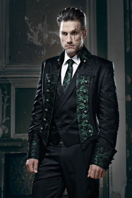 unusual groom wedding outfits