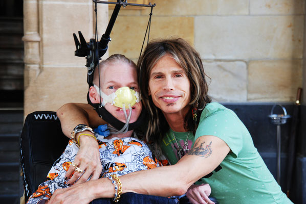 STEVEN TYLER