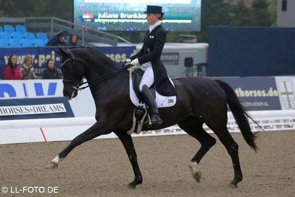 Et Moi ue Hohenstein, GP dressyr med Juliane Brunkhorst