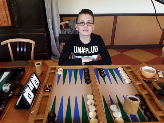 Jüngster Newcomer und Teilnehmer am Hannover-Cup ist der 12jährige Anton Zimmer. Seine Turnierteilnahme ist startgeldfrei.... er wurde gesponsort.