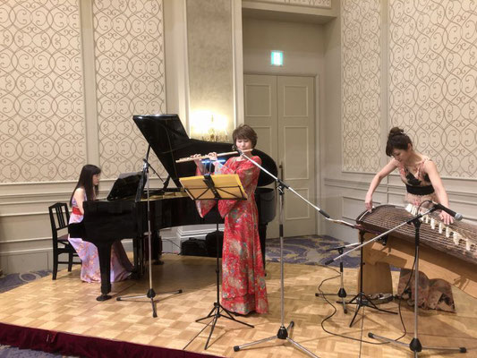 オークラ千葉ホテルにてアトラクション演奏：倭楽
