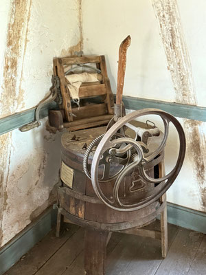 Und eine Waschmaschine von damals