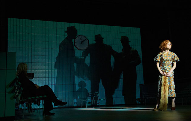 " Wartesaal " von Stefan Pucher, Münchner Kammerspiele Foto: Hans Kopp