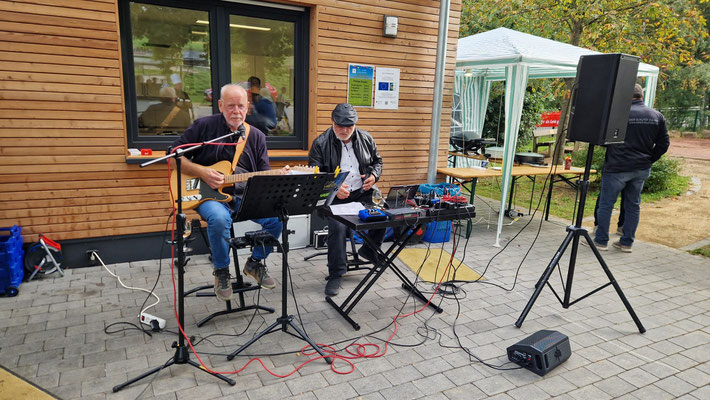 27.09.2025, 1050 Jahrfeier Korlingen, Sixty Six Oldieband