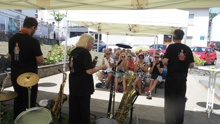 21.06.2026, Open Air Konzert mit Saxomania