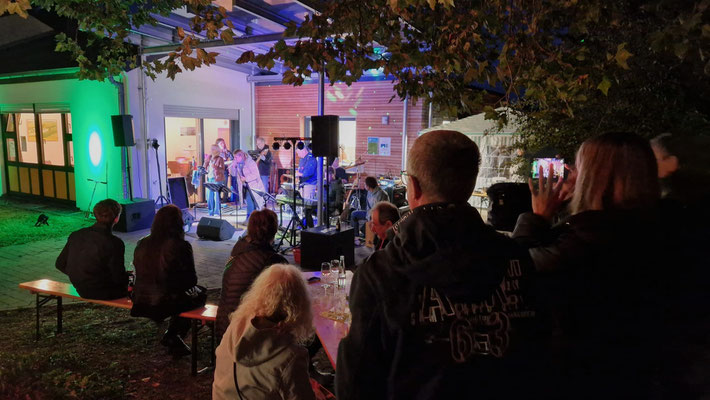27.09.2025, 1050 Jahrfeier Korlingen, Desperados Rockband