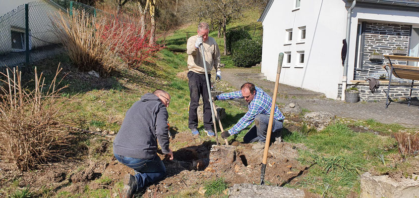 19.03.2022 - Michael Pauli, Thomas Stelker und  Damian Marx bei der Arbeit