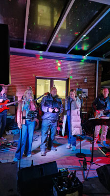 27.09.2025, 1050 Jahrfeier Korlingen, Desperados Rockband