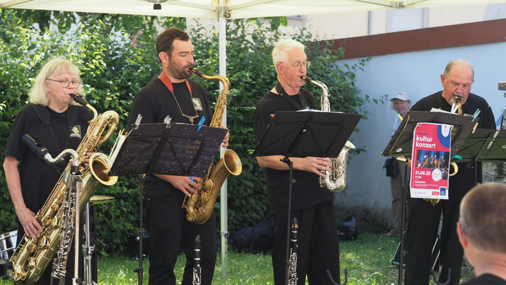 21.06.2026, Open Air Konzert mit Saxomania