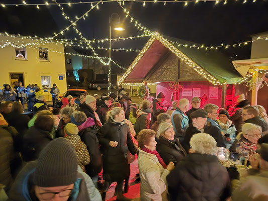 07.12.2024, Advent an der Kapelle