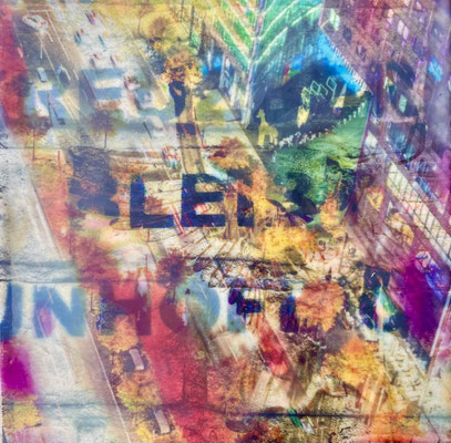 BERLIN 1 - Digitalfotografie, Bienenwachs, Dammarharz, Pigmente auf Holz,  20x20x1,8 cm