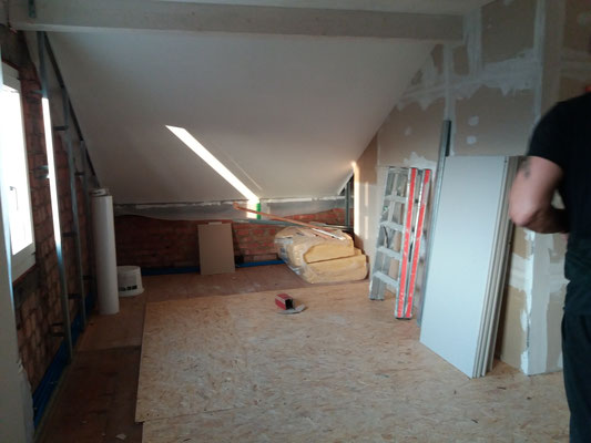Innenisolation und Gipsplatten Montage, Vorbereitung für den Verputz