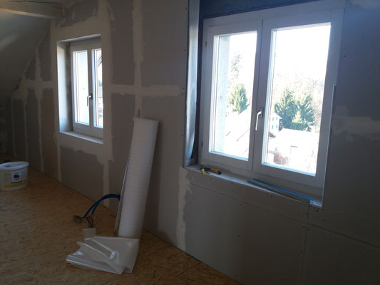 Fenster- Innenisolation und Gipsplatten Montage