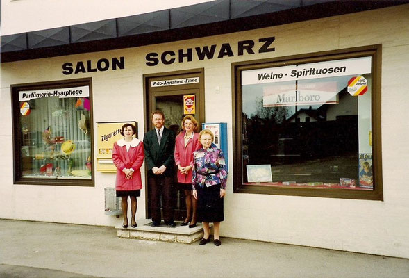 Elke und Walter Schwarz übernehmen den Salon 1987
