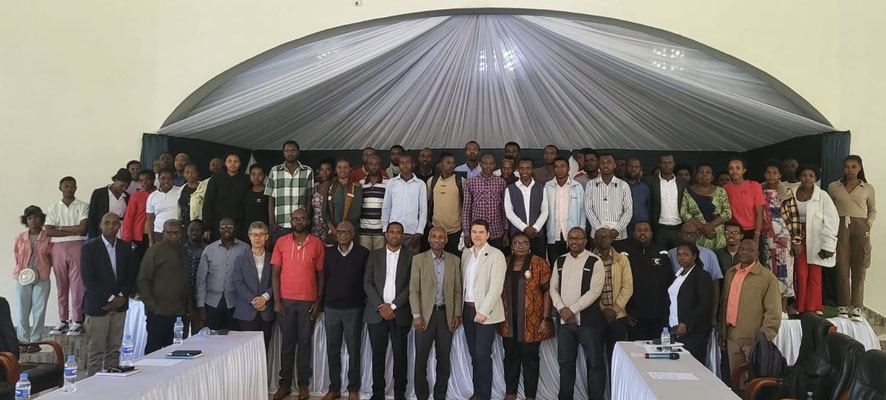 Session “More than money: Fundraising as community engagement.” delivered by Prof. Dr. Michael Vilain (Protestant University of Applied Sciences Hessen) at the Protestant University of Rwanda