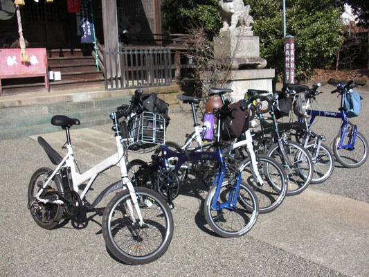 電動サイクル車で急坂も軽くクリア