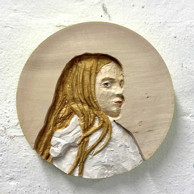 "Hoodie", Linde, 2022, Ø 25 cm