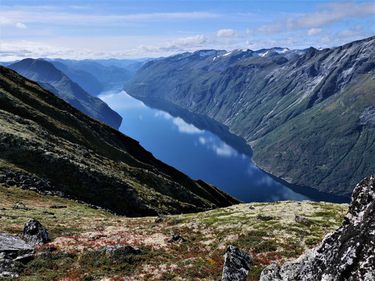 Der Sunnylvsfjord war bis Hellesylt zu überblicken.