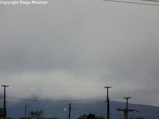 Nuvens orográficas vistas em Campina Grande, Paraíba, em 12/09/2014.