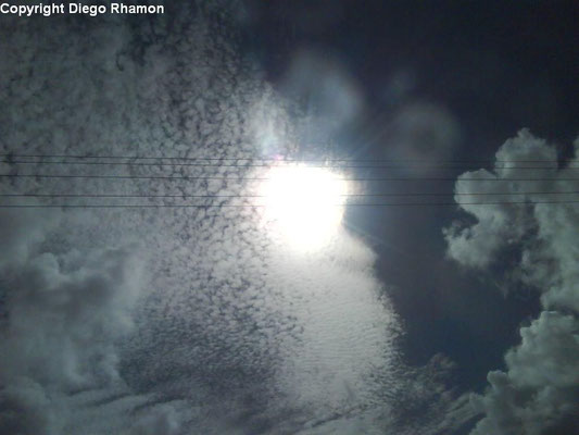 Cirrocumulus floccus vistas em João Pessoa, Paraíba, em 11/02/2010.