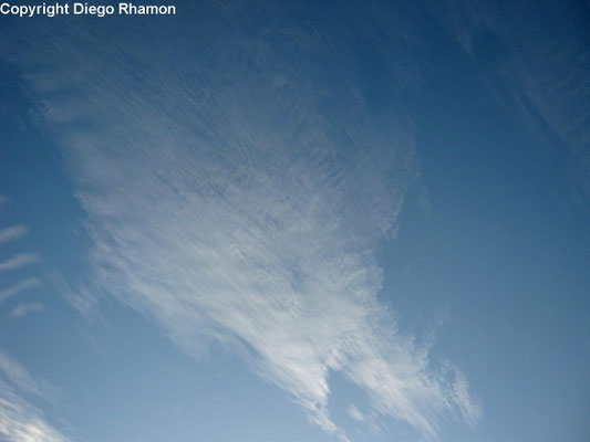 Cirrocumulus stratiformis vistas em Campina Grande, Paraíba, em 20/01/2015.