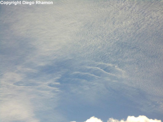 Cirrocumulus undulatus vistas em Campina Grande, Paraíba, em 02/11/2014.