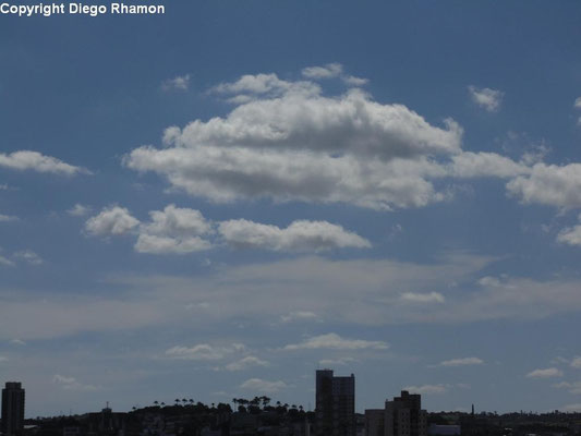 Cumulus humilis vistas em Campina Grande, Paraíba, em 25/05/2014.