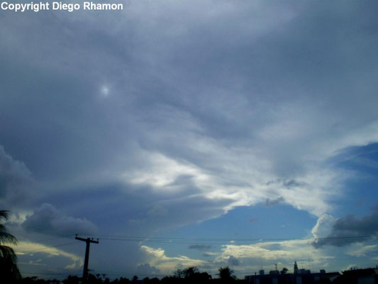 Altostratus duplicatus vistas em João Pessoa, Paraíba, em 23/02/2011.