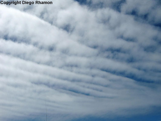 Stratocumulus undulatus vistas em Jaboatão dos Guararapes, Pernambuco, em 29/05/2011.