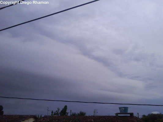 Stratocumulus lenticularis vistas em João Pessoa, Paraíba, em 22/02/2009.