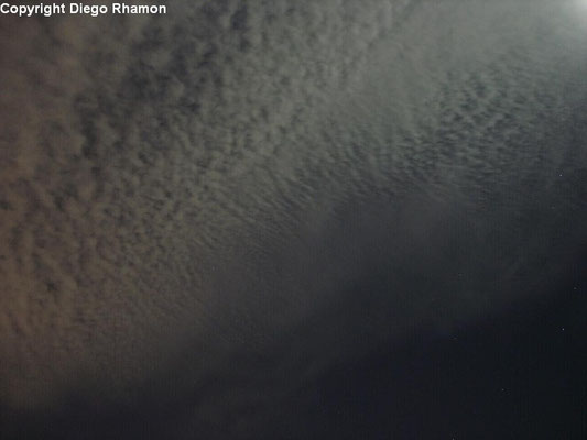 Cirrocumulus floccus vistas em João Pessoa, Paraíba, em 24/06/2013.